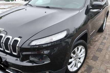 Jeep Cherokee 149.000 km 8.999 &euro; Dassow, Stadt 23942