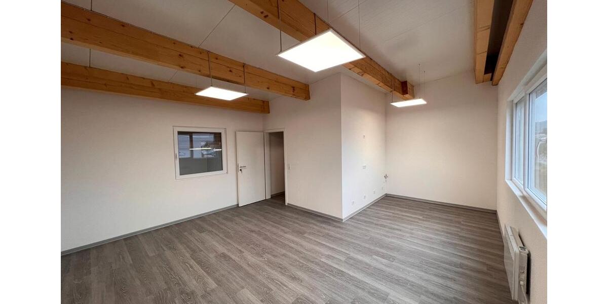 Gewerbeobjekt Lübeck Sankt Lorenz Nord - 1.250&euro; | Angebot:26275988