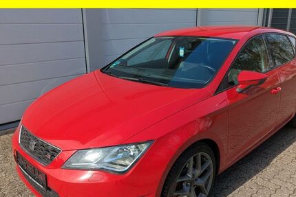 Seat Leon 140.556 km 9.850 &euro; Lübeck 23556