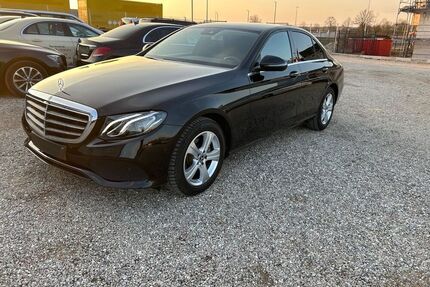 Mercedes E 200