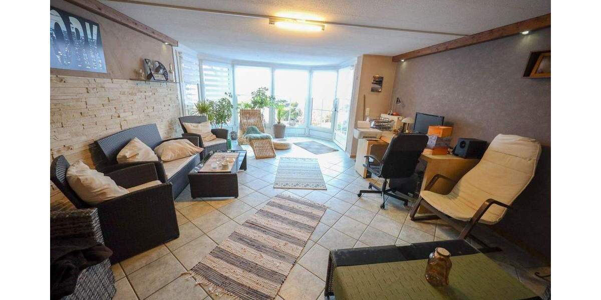 Repräsentatives Zweifamilienhaus mit Einliegerwohnung 8 zimmer