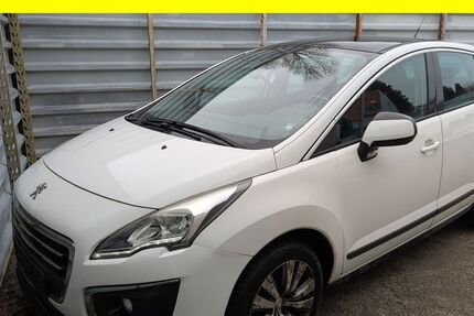 Peugeot 3008 172.484 km 4.700 &euro; Lübeck 23556