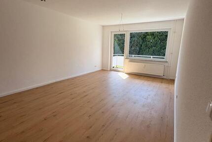 Wohnung Lübeck Sankt Lorenz Nord - 2 Zimmer, 70 m&sup2;, 900&euro; | Angebot:26347884