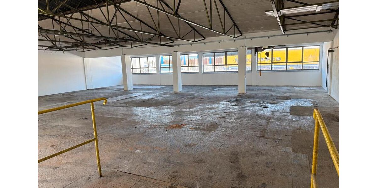 Gewerbeobjekt Lübeck Sankt Lorenz Nord - 2.700&euro; | Angebot:23861692