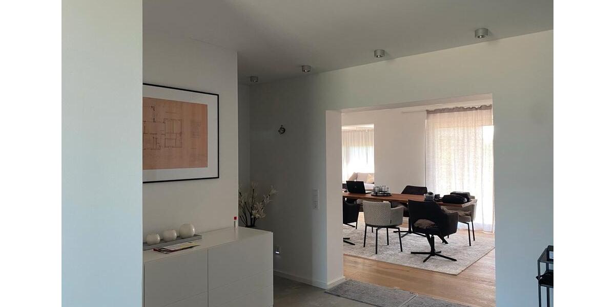 Bungalow Bad Segeberg - 5 Zimmer, 170 m&sup2;, 2.500&euro; | Angebot:26593936
