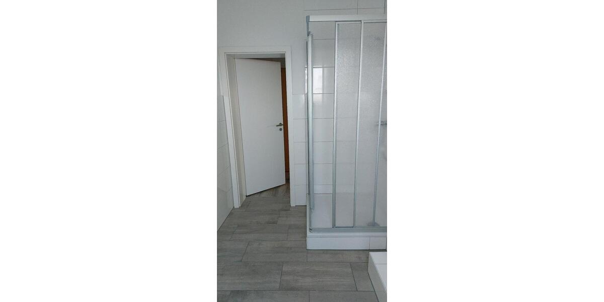 Dachgeschoßwohnung Breitenfelde - 2 Zimmer, 42 m&sup2;, 300&euro; | Angebot:26208373