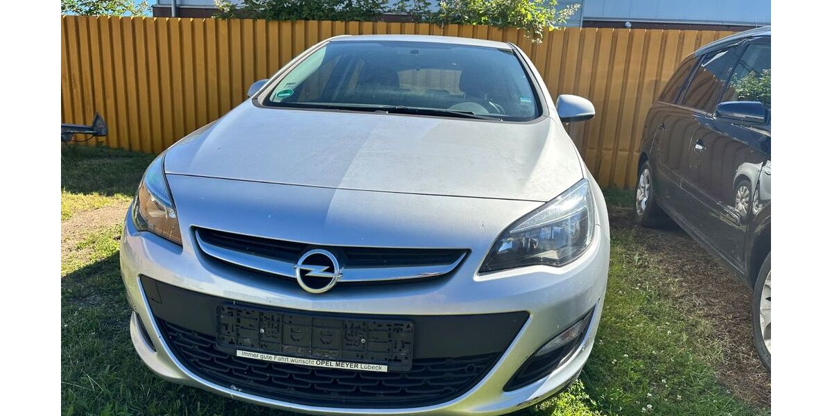 Opel Astra 186.000 km 5.600 &euro; Lübeck 23560