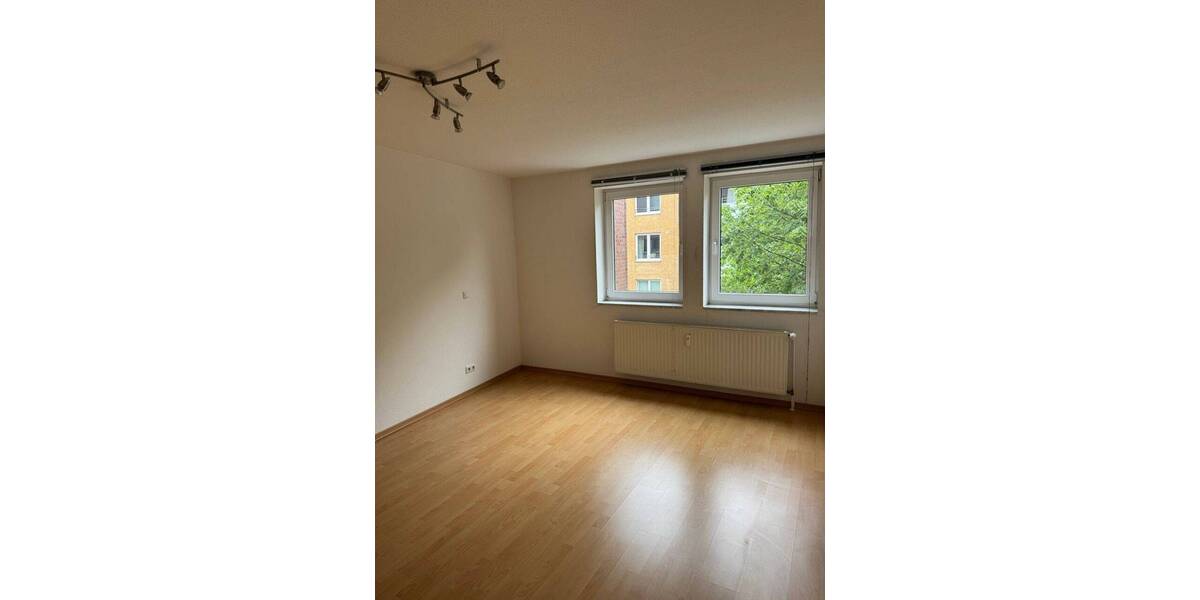 Etagenwohnung Lübeck St. Lorenz Süd - 3 Zimmer, 85 m&sup2;, 1.150&euro; | Angebot:26763877