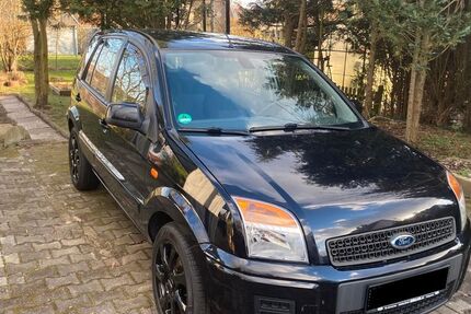 Ford Fusion 144.500 km 2.950 &euro; Ratzeburg 23909