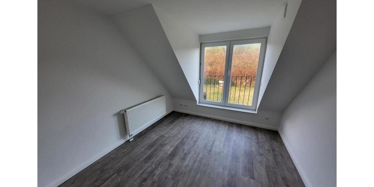 Doppelhaushälfte Scharbeutz - 4 Zimmer, 107 m&sup2;, 1.600&euro; | Angebot:23837964