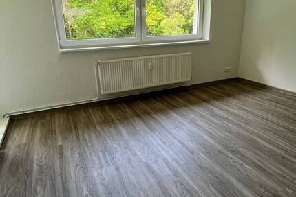 Schöne, sanierte 3-Zimmer Wohnung in Schlutup 3 zimmer