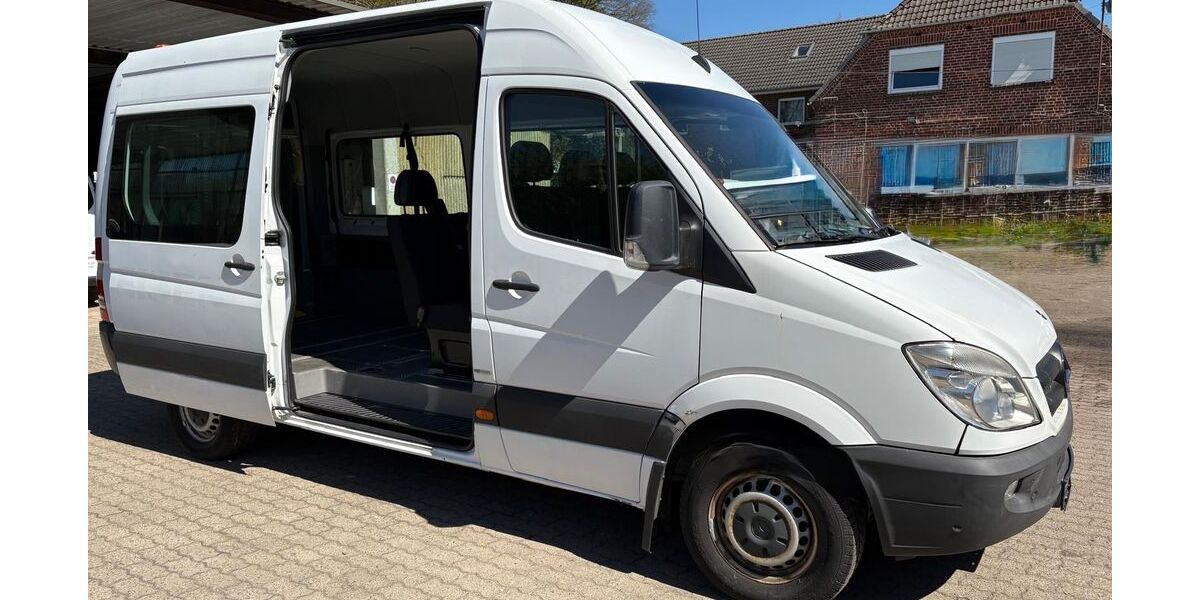 Mercedes-Benz Sprinter 199.670 km 12.990 &euro; Bad Oldesloe 23843