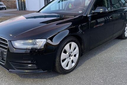 Audi A4 218.000 km 9.999 &euro; Lübeck 23560