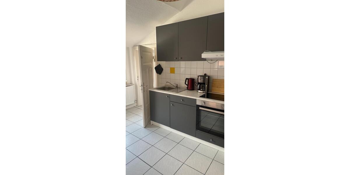 Etagenwohnung Lübeck Innenstadt - 3 Zimmer, 120 m&sup2;, 1.650&euro; | Angebot:25875535