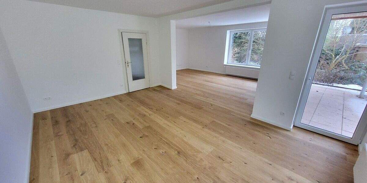 Einfamilienhaus Lübeck St. Gertrud - 4 Zimmer, 150 m&sup2;, 2.000&euro; | Angebot:24872166