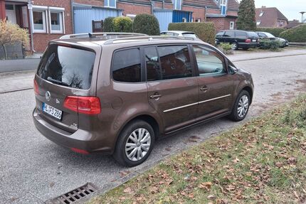 VW Touran 244.000 km 4.900 &euro; Lubeck 23558