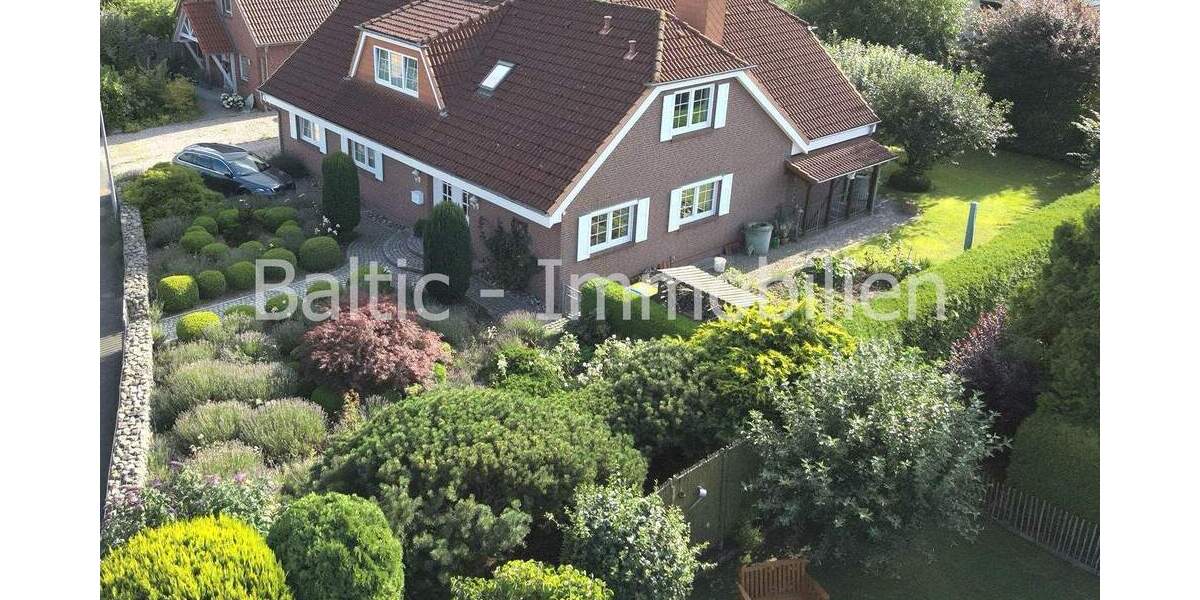 Mehrfamilienhaus, Wohnhaus Neustadt in Holstein Neustadt - 7 Zimmer, 231 m&sup2;, 895.000&euro; | Angebot:25771078