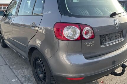 VW Golf 135.000 km 3.600 &euro; Lübeck 23560