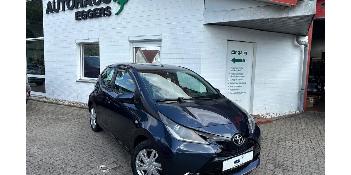 Toyota Aygo (X) 63.397 km 7.940 &euro; Bad Segeberg 23795