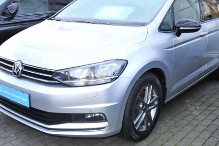 VW Touran 92.900 km 21.990 &euro; Lübeck 23560