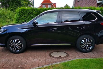 Mitsubishi Outlander 75.000 km 19.600 &euro; Krummesse 23628