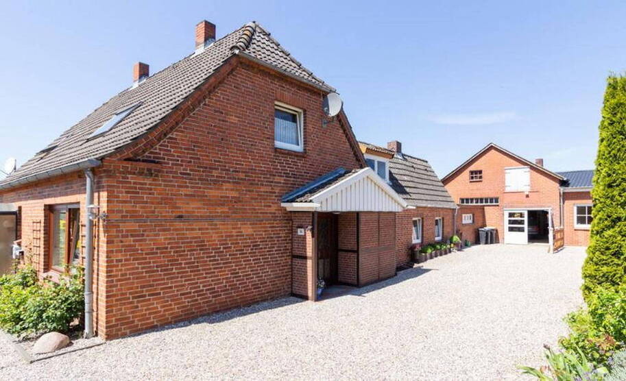 Doppelhaushälfte mit WerkstattAtelier