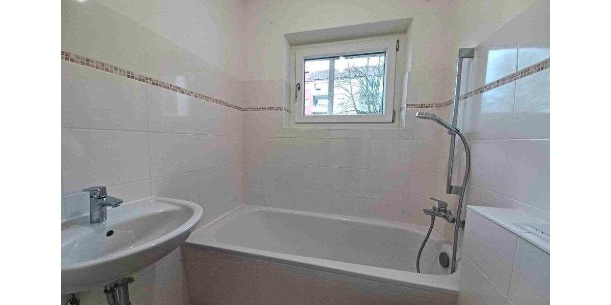 Hochparterre Lübeck Sankt Gertrud - 1 Zimmer, 36 m&sup2;, 450&euro; | Angebot:24726777