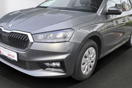 Skoda Fabia 18.700 km 18.580 &euro; Bad Oldesloe 23843