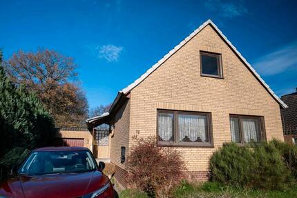 DHH Sereetz in ruhiger Lage -courtagefrei- 3.5 zimmer