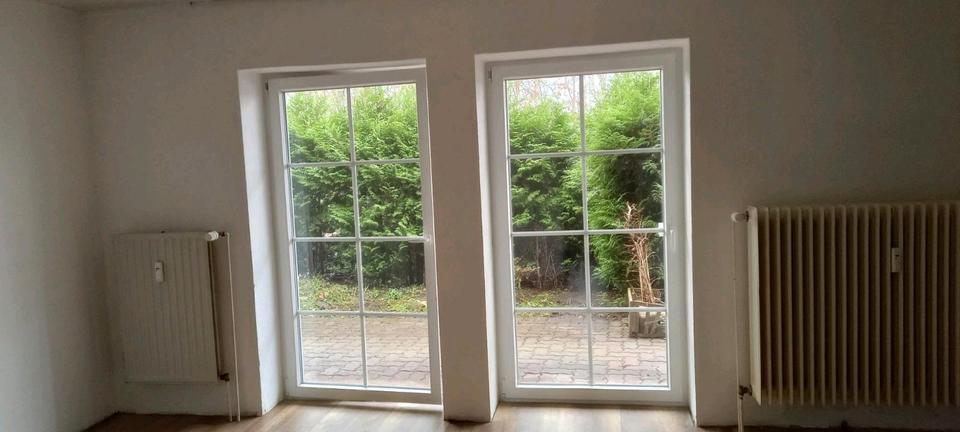 Erdgeschoßwohnung Bad Segeberg - 3 Zimmer, 80 m&sup2;, 1.100&euro; | Angebot:26222581