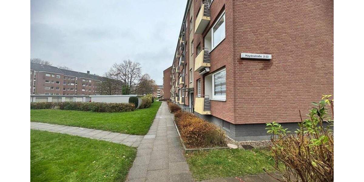 Vermietete 2,5-Zimmer-Eigentumswohnung mit Balkon in Lübeck St. Lorenz-Nord (Musikerviertel) 2 zimmer