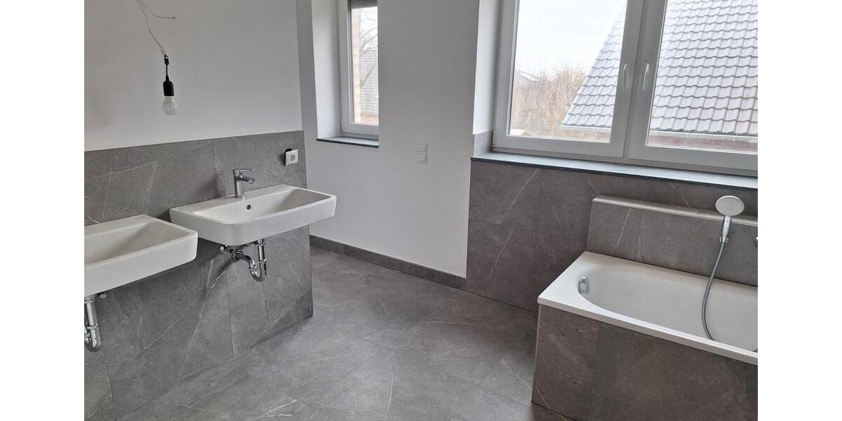 Doppelhaushälfte Scharbeutz - 7 Zimmer, 205 m&sup2;, 3.500&euro; | Angebot:25368993