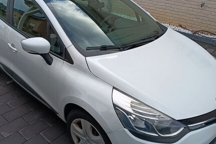 Renault Clio 128.800 km 4.900 &euro; Klein Rönnau 23795