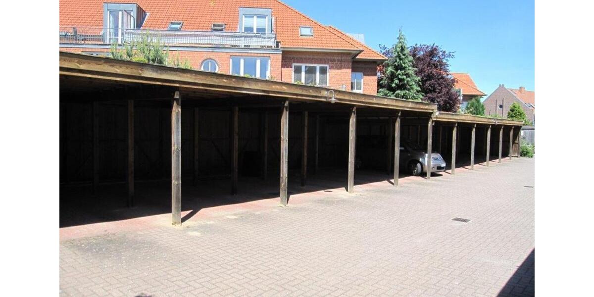 2-Zimmer-Wohnung im DG großzüg, hell, freundlich mit Carport 2 zimmer