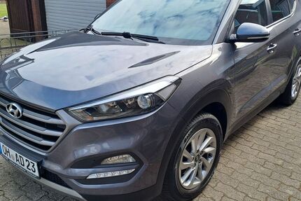 Hyundai TUCSON 200.500 km 9.600 &euro; Sereetz 23611
