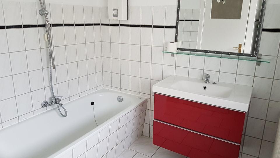 Etagenwohnung Lübeck Kücknitz - 4 Zimmer, 120 m&sup2;, 1.250&euro; | Angebot:24713720