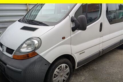 Renault Trafic 215.049 km 3.100 &euro; Lübeck 23556