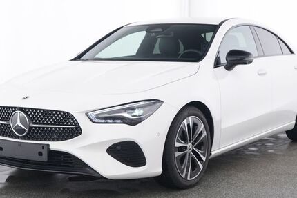 Mercedes-Benz CLA 180 11.428 km 33.180 &euro; Bad Oldesloe 23843