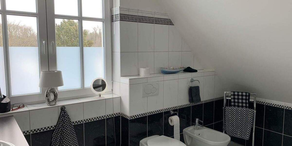 Exkl. Energiesparhaus in hochwertiger Bauweise mit traumhaften Ausblick, in ruhiger zentraler Lage 7 zimmer