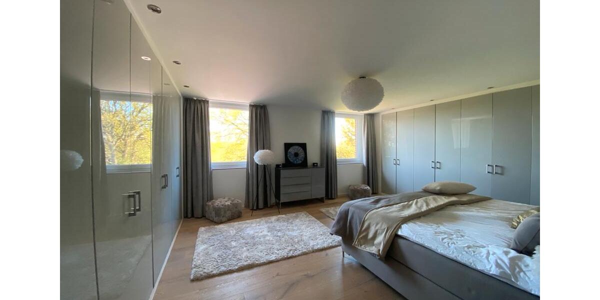 Bungalow Bad Segeberg - 5 Zimmer, 170 m&sup2;, 2.500&euro; | Angebot:26593936