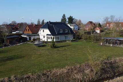 Haus Stockelsdorf - 6 Zimmer, 192 m&sup2;, 679.000&euro; | Angebot:25822738