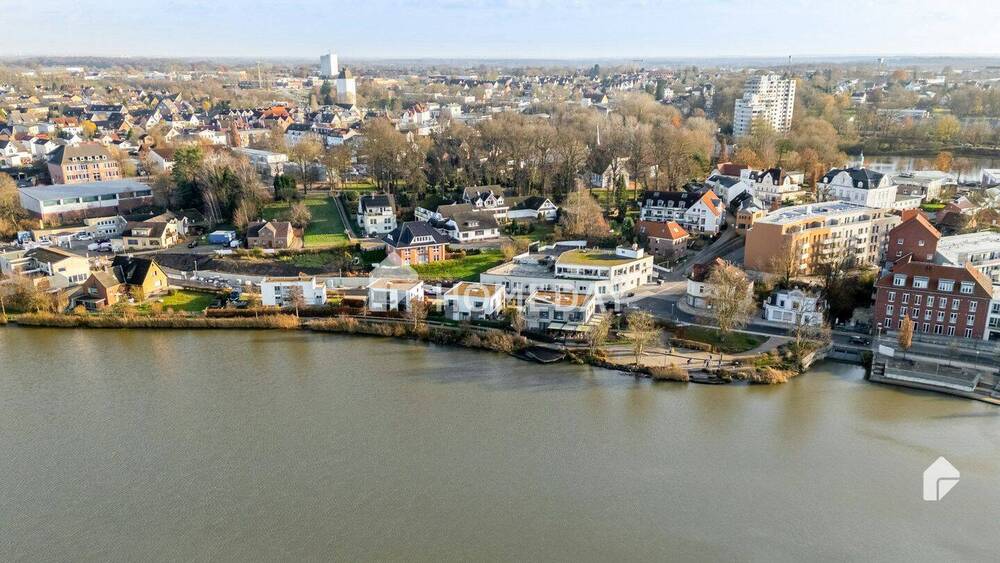 Mehrfamilienhaus, Wohnhaus Reinfeld - 3 Zimmer, 1 m&sup2;, 1.600.000&euro; | Angebot:26628999