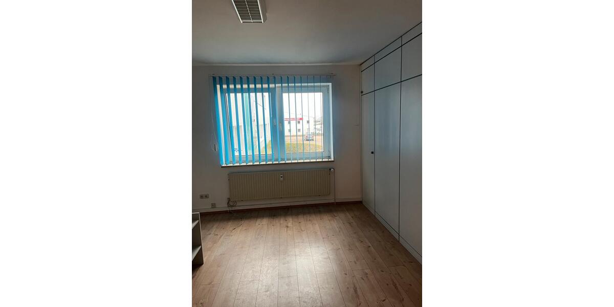 Gewerbeobjekt Lübeck Sankt Lorenz Nord - 10&euro; | Angebot:26188019