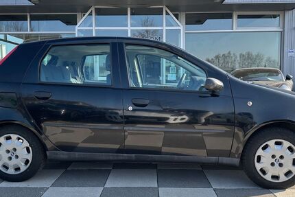 Fiat Punto 165.500 km 2.485 € Bad Oldesloe 23843