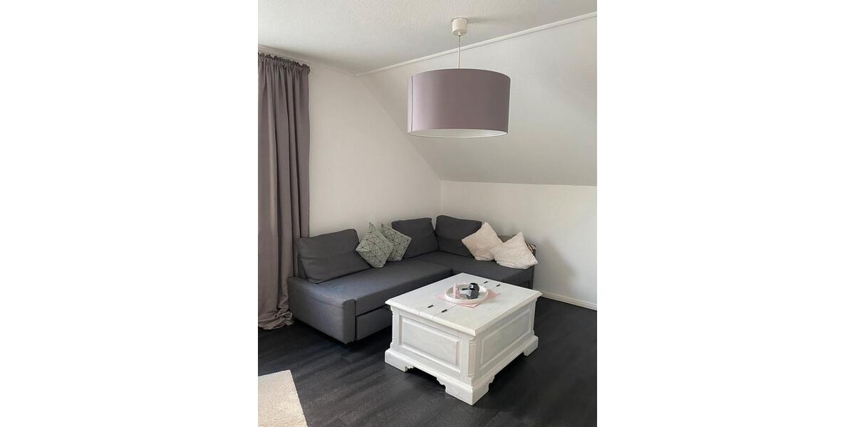 Dachgeschoßwohnung Bad Segeberg - 2 Zimmer, 55 m&sup2;, 780&euro; | Angebot:26050949