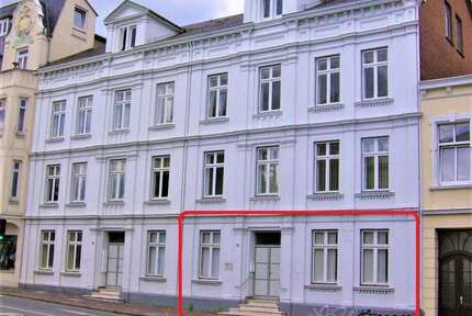 Büro in Eutin 700 € 69.64 m²