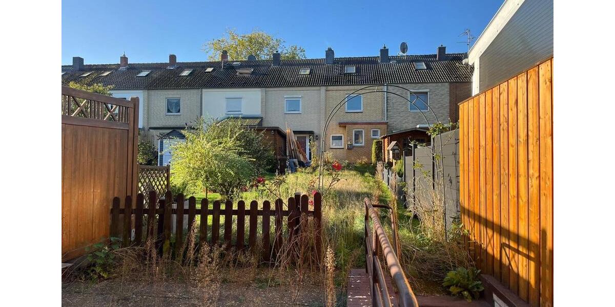 Reihenhaus Lübeck Kücknitz - 4 Zimmer, 110 m&sup2;, 172.000&euro; | Angebot:24783381