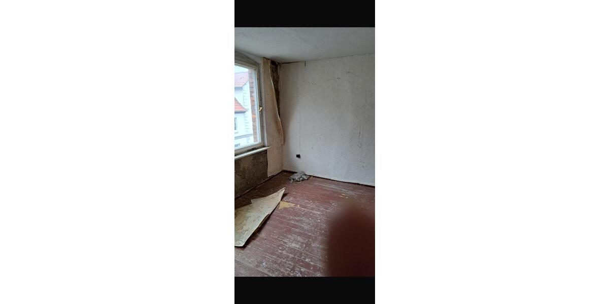 Einfamilienhaus Lübeck Sankt Lorenz Nord - 10 Zimmer, 700 m&sup2;, 180.000&euro; | Angebot:27004915