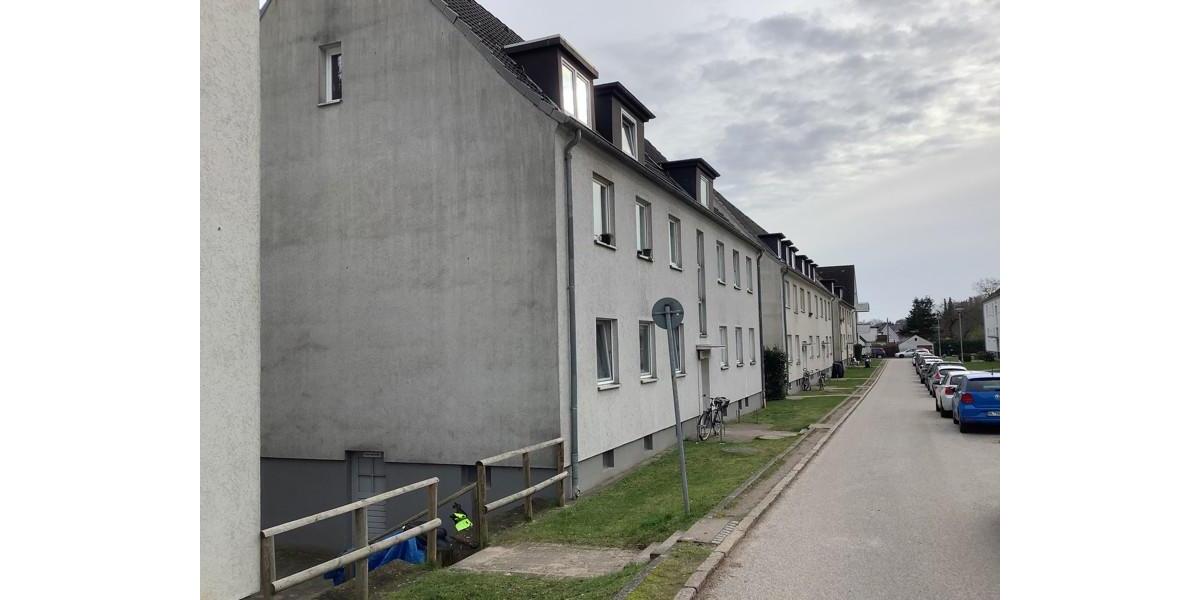 Top sanierte 1,5 Zimmer Dachgeschoss Wohnung, sofort anmietbar! 1 zimmer