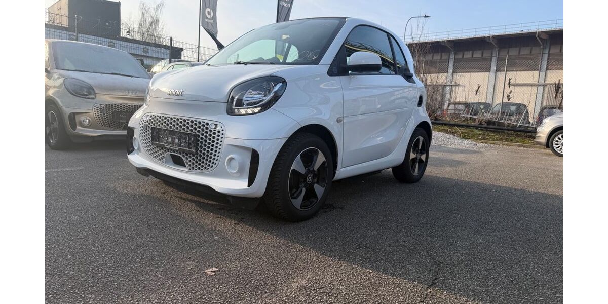 Smart ForTwo 21.950 km 9.790 &euro; Lübeck 23554